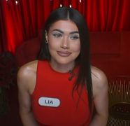 Lia își ascultă inima și îl cheamă pe Robert în camera roșie! ,,Mă simt mai bine când vorbesc cu tine!" Alina nici nu vrea să vadă imaginile